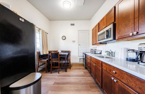 Welcoming & Spacious 2-Bedroom Guest Suite in Torrance 20 Minutes from LAX - Foto 11