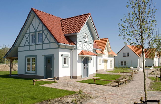 Villa in Cadzand-bad Near North Sea Beach - Foto 1