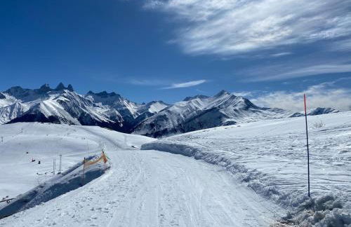 STUDIO 4 OU 6 personnes pieds des pistes et remontées mécaniques - Foto 12