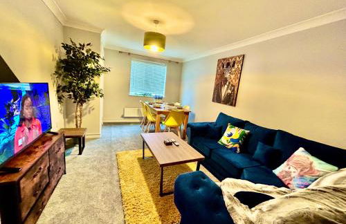 4 Bedroom House - DISC0UNTS - Parking, Contractors, Group, Family - Foto 10