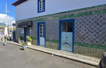 Inside The Sea - Photo 31