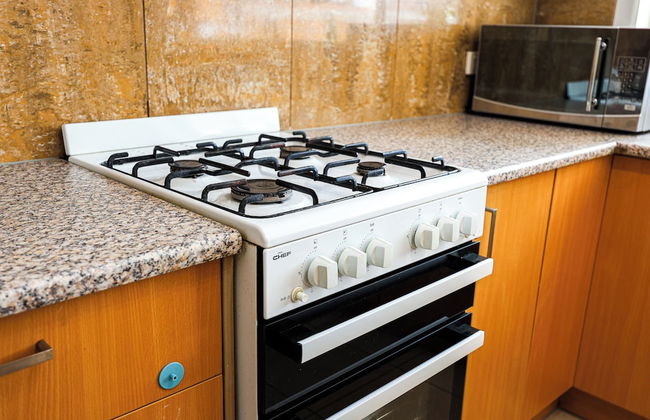 StayAU Serene 3BR Haven for Families - Photo 21