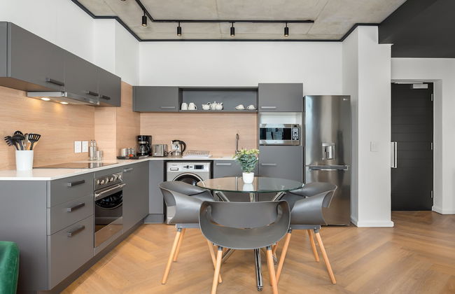 Bridgewater One Luxury Apartments - Photo 57