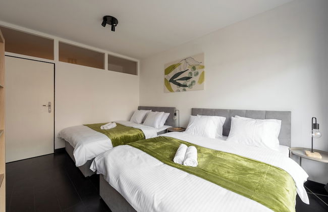 Stylish 3-bedroom apartment with balcony - Foto 3