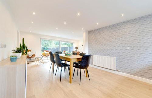 Pass the Keys 49 Byron Square Modern and Spacious 3 Bed Home with Free Parking - Foto 20