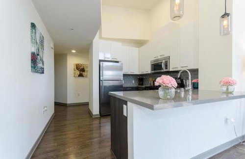 Charming 3 Bedroom Apartment with Pool Near San Diego Convention Center - Foto 13