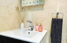 Entire house with garden 5 mins from the tube - Foto 26