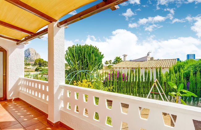 Serene Villa in Calpe With Private Swimming Pool - Photo 13