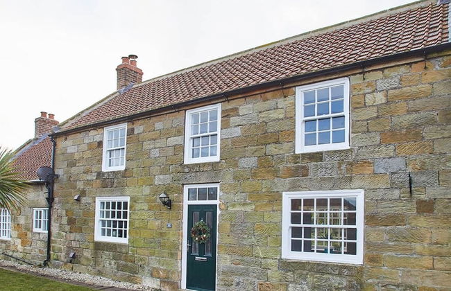 Host Stay Middle Farmhouse - Photo 18