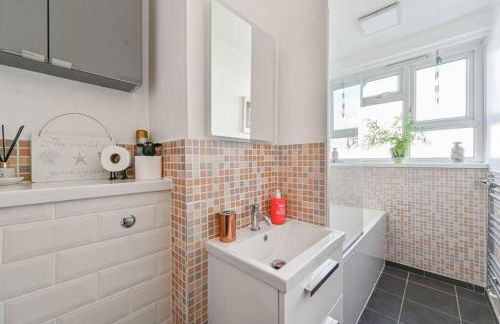 2-Bed Apartment - Sleeps 4 - Greenwich - Foto 5