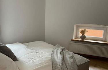 Mosel-Charm - Urige Dachgeschosswohnung für 6 Personen - 3 Schlafzimmer, Fahrradkeller & Gratis WLAN - BG Living & Hosting - Foto 8