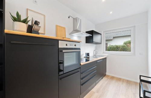 COMING HOME - Moderne Wohnung mit Nähe zu Köln Messe, Flughafen, Dom, Lanxess-Arena - schnelles WLAN, 2 Bäder, 2 kostenlose Parkplätze - Foto 3