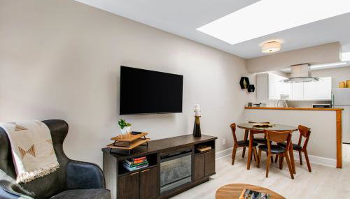 Port Angeles City View Loft - Foto 2