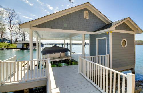 Smith Mountain Lake Getaway w/ Private Dock! - Foto 38