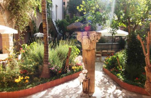 Antica Corte delle Ninfee, Historical Private Villa - Photo 29