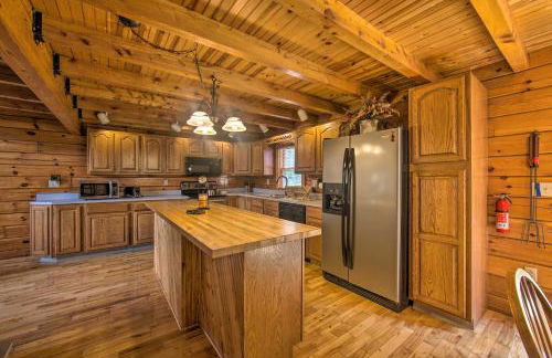 Cozy Family-Friendly Pine Grove Cabin with Fire Pit! - Foto 11