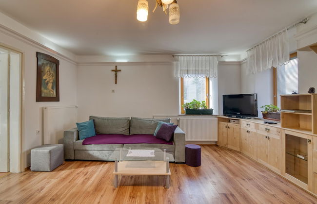 Farmhouse Blackberry Pool&wellness - Photo 16