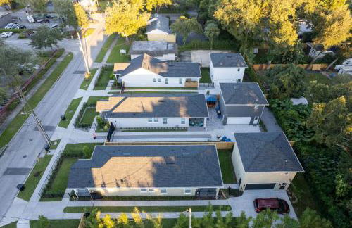 Pet Friendly Modern Zen Studio Retreat W/ Hot Tub! Home by RedAwning - Foto 82