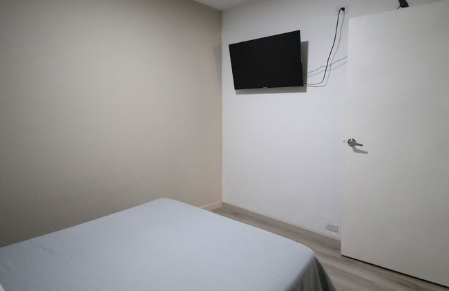 Manila by Roots Rentals - Foto 17