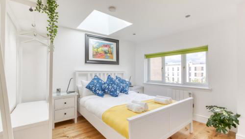 Central Bright 3 Bed Flat with Pool & Parking - Foto 3