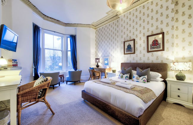 Maya's Glasgow Holiday Homes - Photo 43