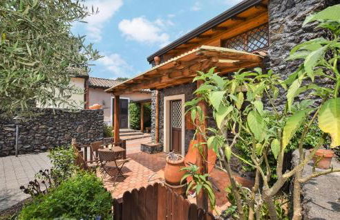 Lovely Home In Santa Venerina With Wifi - Foto 18