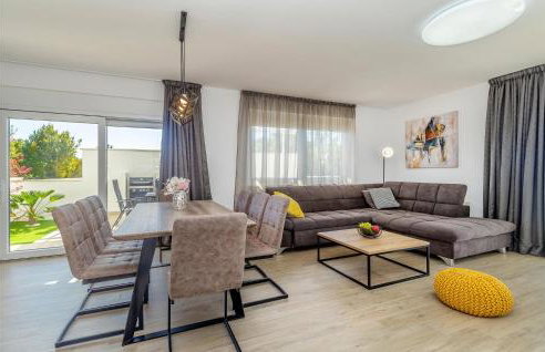 Nice Home In Linardici With Wifi - Photo 23