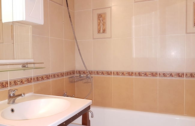 DeLuxe Apartment Dmitriya Ulianova - Photo 11