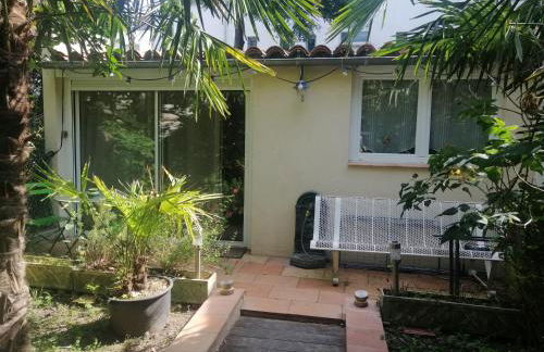 Charmant studio avec jardin - Foto 1