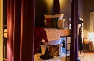 Wizard Apartment Hamburg - 3 Schlafzimmer - 156 qm mit Dachterrasse - bis 10 Personen - Dusche & Badewanne - Küche - Smart TV - kostenloser Parkplatz - Foto 7