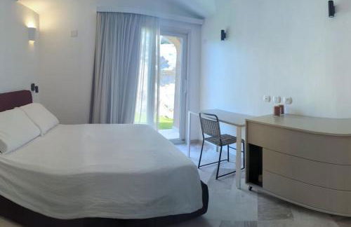 Supreme Beach Location with pool at Cala Sassari - Foto 13