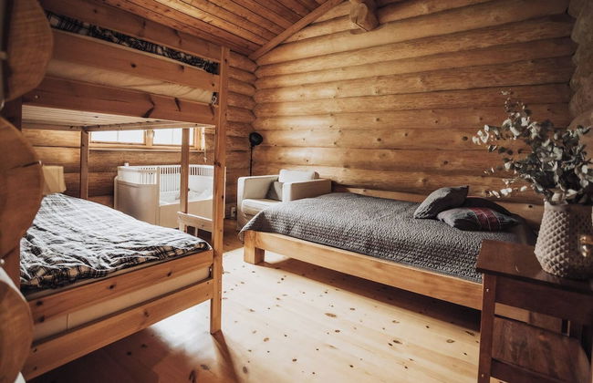 Fjordhygge, Cozy Log Retreat Near Sea & Forest - Sauna & Outdoor Living - Foto 6