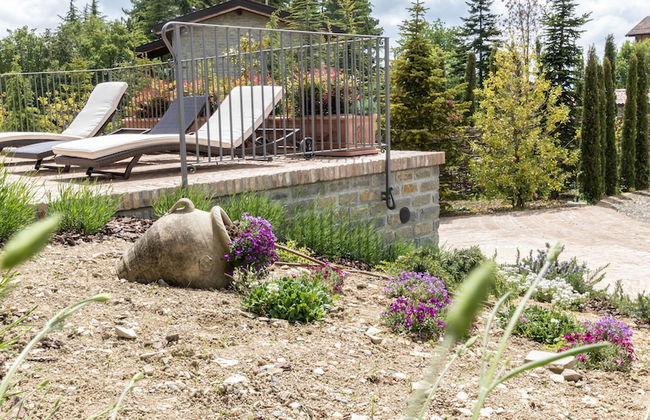 JOIVY Superb Villa For 7 W/Backyard And Bbq Area In Vaccarezza - Foto 49