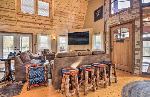 Strawberry Plains Cabin Private Pond and Game Room! - Foto 6