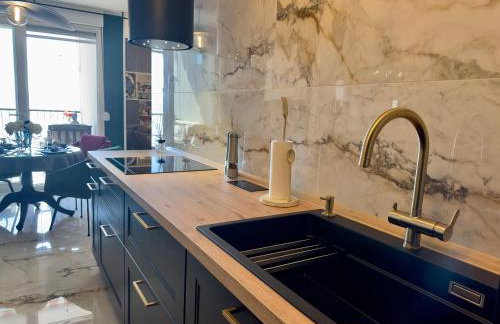 LaLaura high end apt Znjan beach 500 m Sea Magic View free Parking - Foto 12