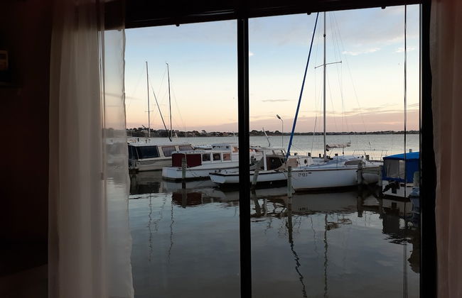 Boat Haven Studios - Photo 5