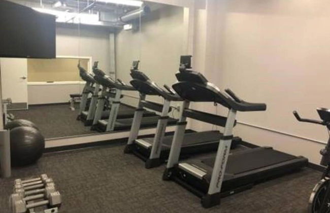 King Bed Walk Score 91 Near King ST Close to DCA - Foto 16