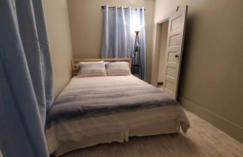 Cozy Cottages across from the Food Trucks of Aloha mall - Foto 31