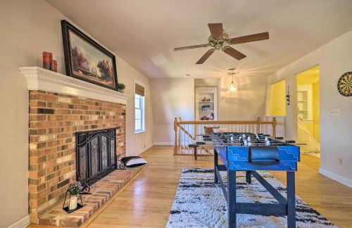 Pet-Friendly Cottage with Game Room and Fire Pit! - Foto 25