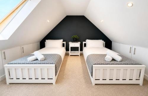 3BR Thames Retreat | Heathrow 10min | Train 5min - Foto 15