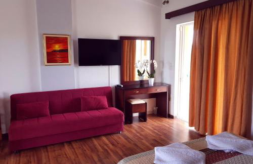 Hotel Kalamitsi Apartments - Photo 33