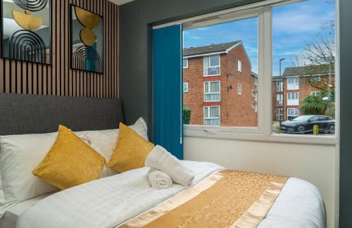 Free Parking New Modern Gem in Harrow - Photo 24