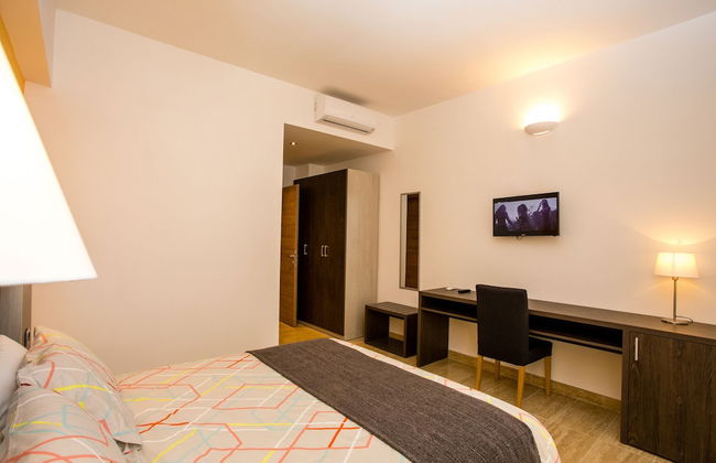 Trastevere's Friends - Photo 18