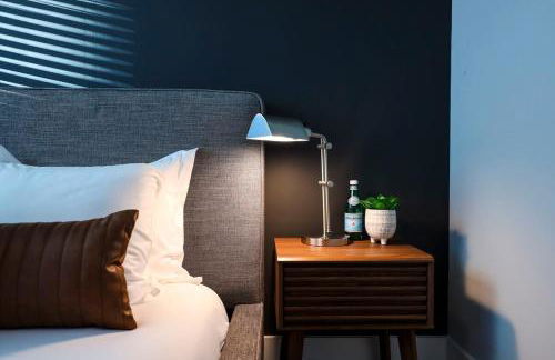 New Lux Townhome 6 mins to DT Rooftop Sleeps 12 - Foto 32