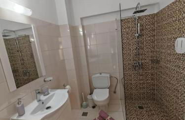 Leo's & Xerxes' place in the Heart of Rhodes - Photo 22