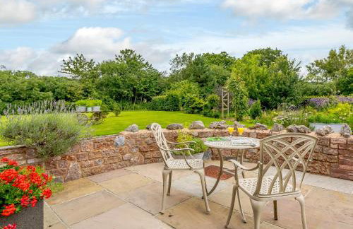 The Stables - Photo 28