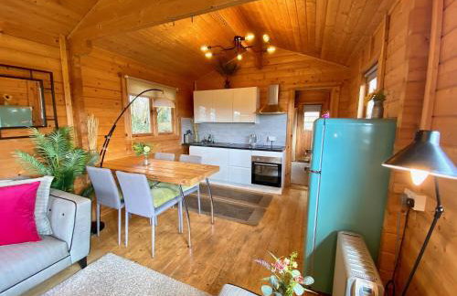Yealm Cabin Self Catering Log Cabin in Devon with Hot Tub - Foto 27