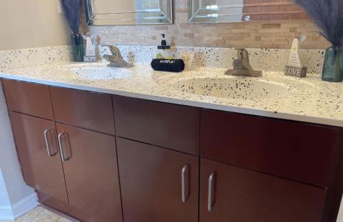 Stylish Sky Lofts Condo in Historic West End condo - Foto 37