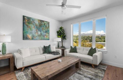 Incredible views! Pool,Gym,HTub - Foto 1