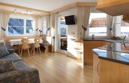 Apartments Antines - Photo 26